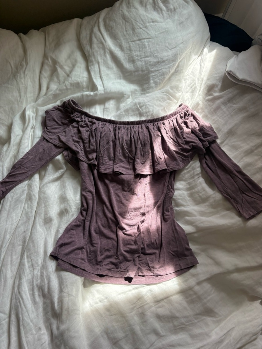 American Eagle Outfitters Mauve Off-Shoulder Ruffle Crop Top